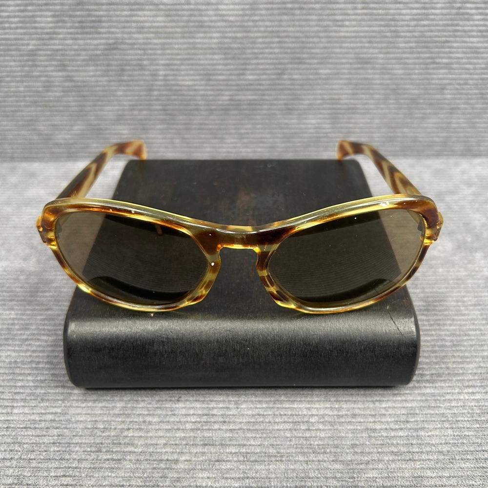 Vintage Italy Tortoiseshell Oval Sunglasses Brown Amber Made in Italy Eyeglasses